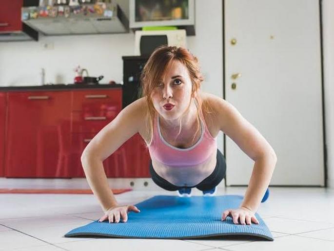 Top 7 cardio exercises you can do at home! | जिमला जाण्याचा कंटाळा येतो? मग घरीच 'या' सोप्या एक्सरसाइजने कमी करा चरबी!