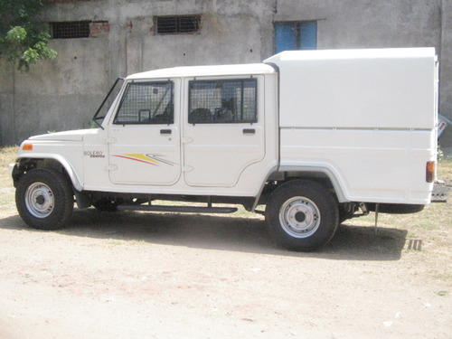 CoronaVirus Lockdown: Traveling in a cash van is expensive | CoronaVirus Lockdown : कॅश व्हॅनमधून प्रवास करणे पडले महागात CoronaVirus Lockdown: Traveling in a cash van is expensive | CoronaVirus Lockdown : कॅश व्हॅनमधून प्रवास करणे पडले महागात