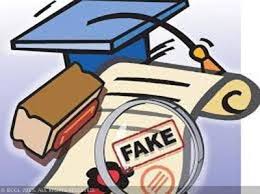 Parbhani: The bogus certificate threatens | परभणी : बोगस प्रमाणपत्राची धास्ती