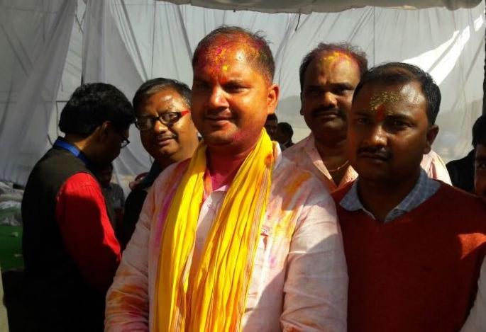 Corut : BJP MLA's indrapratap tiwari bogusness exposed, sentenced to 5 years imprisonment | Court : भाजपा आमदाराचा बोगसपणा उघड, 5 वर्षांच्या तुरुंगावासाची शिक्षा Corut : BJP MLA's indrapratap tiwari bogusness exposed, sentenced to 5 years imprisonment | Court : भाजपा आमदाराचा बोगसपणा उघड, 5 वर्षांच्या तुरुंगावासाची शिक्षा