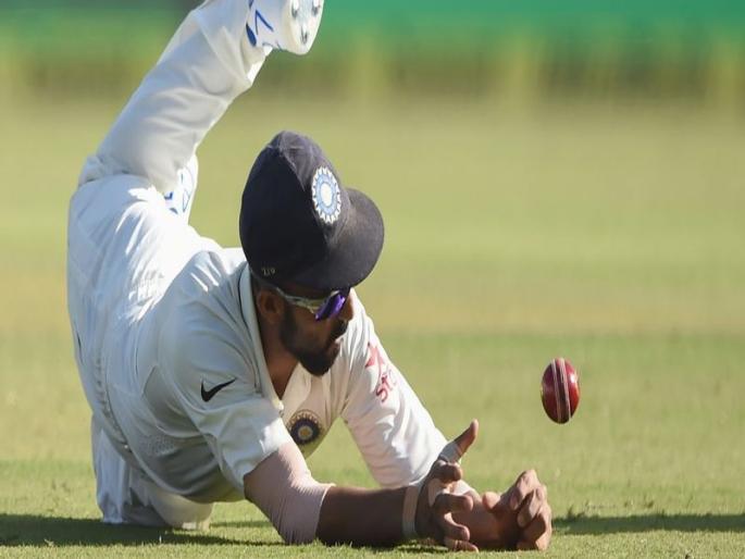 Ind vs Aus: Ajinkya Rahane's classic catch, The video went viral | Ind vs Aus : अजिंक्य रहाणेच्या कॅचची होतेय जोरदार चर्चा; व्हिडीओ झाला वायरल