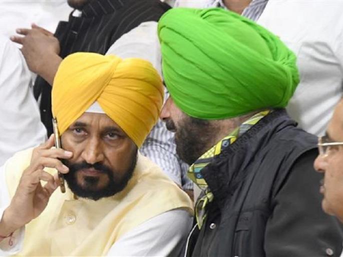 Charanjit Singh Channi or Navjyot Singh Sidhu, who will be the face of Congress? | चरणजितसिंग चन्नी की नवज्योतसिंग सिद्धू, कोण असेल काँग्रेसचा चेहरा? Charanjit Singh Channi or Navjyot Singh Sidhu, who will be the face of Congress? | चरणजितसिंग चन्नी की नवज्योतसिंग सिद्धू, कोण असेल काँग्रेसचा चेहरा?