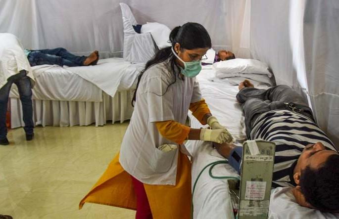 3 lakh 82 thousand 315 new patients of corona in the country | देशात कोरोनाचे ३ लाख ८२ हजार ३१५ नवे रुग्ण