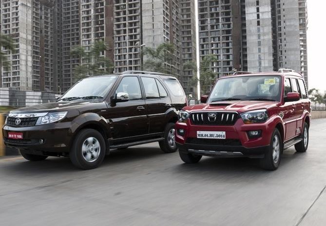 Car VIP; However, the police arrears, paid a fine of 23 crores | कार व्हीआयपी; तरी पोलिसांची थकबाकी, थकविला २३ कोटींचा दंड Car VIP; However, the police arrears, paid a fine of 23 crores | कार व्हीआयपी; तरी पोलिसांची थकबाकी, थकविला २३ कोटींचा दंड