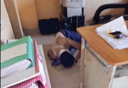 Vikramgad's register office became a drinking place | विक्रमगडचे रजिस्टर कार्यालय बनले दारू पिण्याचा अड्डा