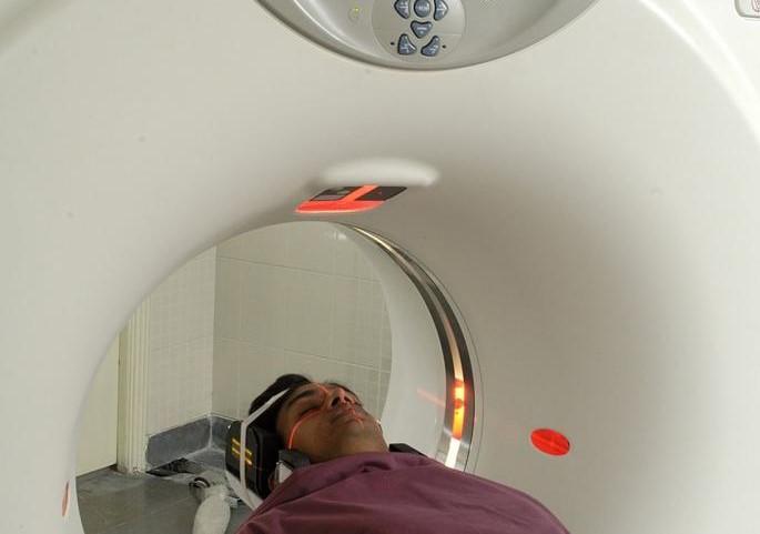 Government HRCT score 3 and private song 10; Confusion in the bead | सरकारीत एचआरसीटी स्कोअर ३ तर खासगीत १०; बीडमध्ये सावळागोंधळ Government HRCT score 3 and private song 10; Confusion in the bead | सरकारीत एचआरसीटी स्कोअर ३ तर खासगीत १०; बीडमध्ये सावळागोंधळ