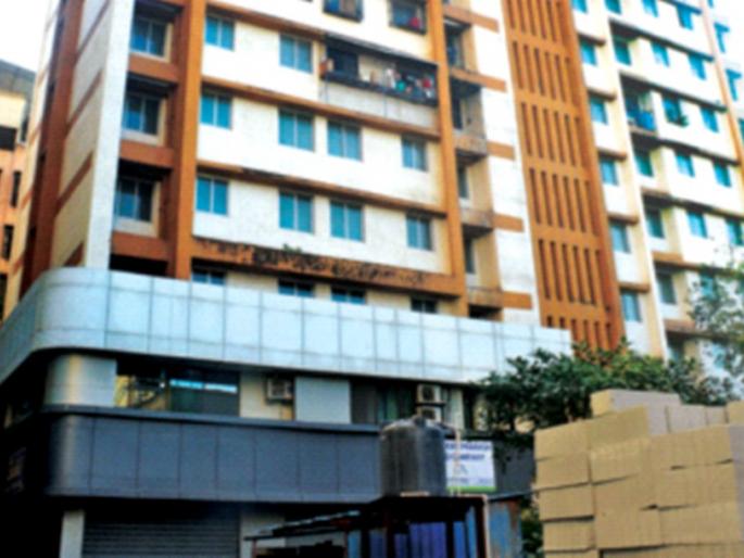 Five former KDMC commissioners have been booked | केडीएमसीच्या पाच माजी आयुक्तांवर गुन्हा दाखल Five former KDMC commissioners have been booked | केडीएमसीच्या पाच माजी आयुक्तांवर गुन्हा दाखल