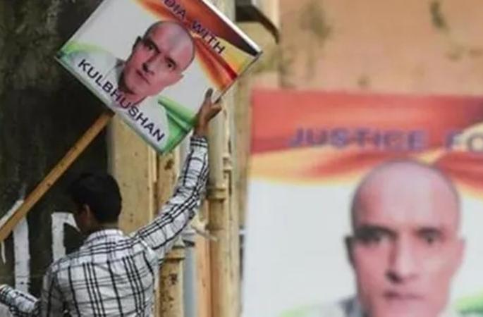 India should co-operate in Jadhav case; Pakistani court | जाधव प्रकरणात भारताने सहकार्य करावे; पाकिस्तानी न्यायालय