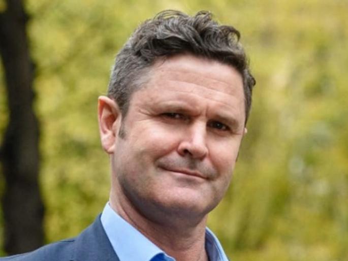 Luckily I'm alive - Cairns | भाग्यशाली आहे की मी जिवंत आहे - केर्न्स Luckily I'm alive - Cairns | भाग्यशाली आहे की मी जिवंत आहे - केर्न्स