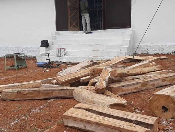 Taunted by his father for leaving his wife; The son killed the father in ambernath | बायको सोडून गेल्यानं वडिलांकडूनच लेकास टोमणे; मुलाने केली बापाची हत्या Taunted by his father for leaving his wife; The son killed the father in ambernath | बायको सोडून गेल्यानं वडिलांकडूनच लेकास टोमणे; मुलाने केली बापाची हत्या