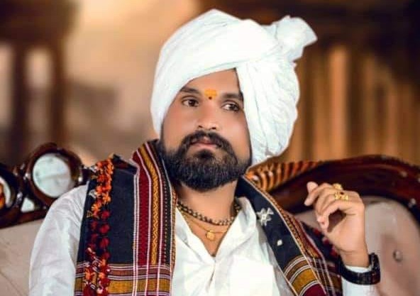 Mass atrocities on devout women in Manohar Mama's ashram! | धक्कादायक! मनोहर मामाच्या आश्रमात भक्त महिलेवर सामूहिक अत्याचार !