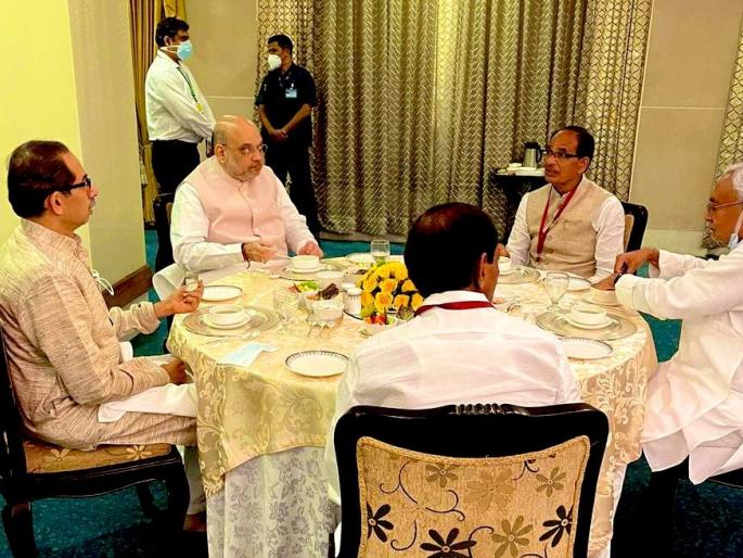Sanjay Raut's statement and CM uddhav thackeray lunch with Amit Shah in Delhi | संजय राऊतांचं 'ते' विधान अन् उद्धव ठाकरेंचा दिल्लीत अमित शहांसोबत 'लंच' Sanjay Raut's statement and CM uddhav thackeray lunch with Amit Shah in Delhi | संजय राऊतांचं 'ते' विधान अन् उद्धव ठाकरेंचा दिल्लीत अमित शहांसोबत 'लंच'