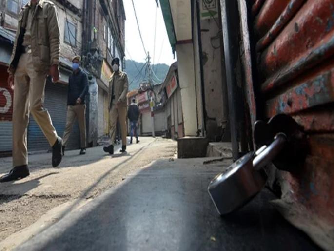 Grocery and vegetable shops will remain open till 4 pm in Buldana | बुलडाण्यात ४ वाजेपर्यंत किराणा, भाजीपाला दुकाने उघडी राहणार Grocery and vegetable shops will remain open till 4 pm in Buldana | बुलडाण्यात ४ वाजेपर्यंत किराणा, भाजीपाला दुकाने उघडी राहणार