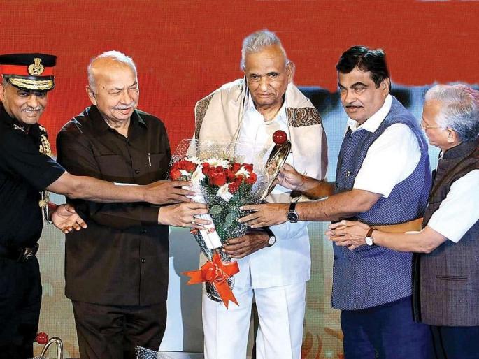 Ganpatrao Deshmukh : Abasaheb who immortalizes loyalty! ganpatrao deshmukh leader of people, farmer and worker | Ganpatrao Deshmukh : एक पक्ष, एक मतदारसंघ, एक ध्यास... एकनिष्ठेला अजरामर करणारे आबासाहेब! Ganpatrao Deshmukh : Abasaheb who immortalizes loyalty! ganpatrao deshmukh leader of people, farmer and worker | Ganpatrao Deshmukh : एक पक्ष, एक मतदारसंघ, एक ध्यास... एकनिष्ठेला अजरामर करणारे आबासाहेब!