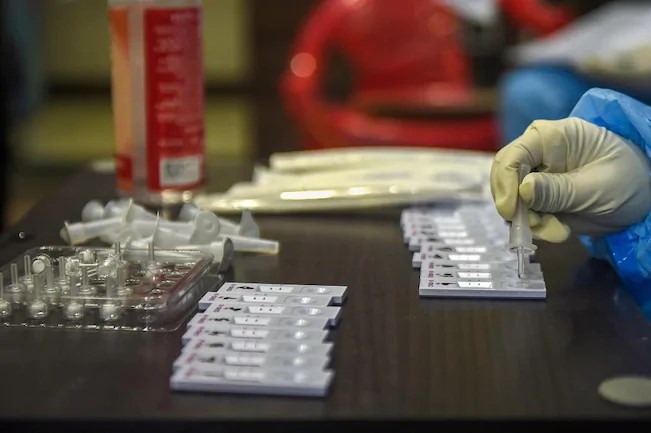 In Thane, 39,808 patients overcame corona in one month | ठाण्यात 39 हजार 808 रुग्णांनी एका महिन्यात केली कोरोनावर मात