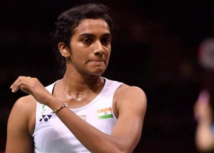 Government approves purchase of equipment at Sindhu's request | सिंधूच्या विनंतीनंतर सरकारची उपकरण विकत घेण्यास मंजुरी Government approves purchase of equipment at Sindhu's request | सिंधूच्या विनंतीनंतर सरकारची उपकरण विकत घेण्यास मंजुरी