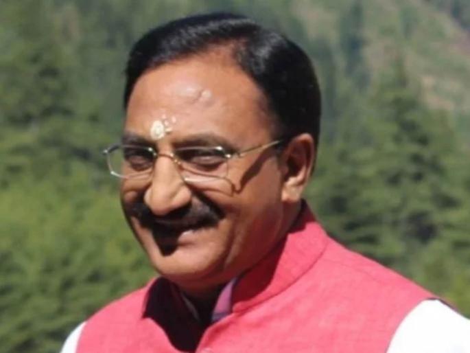 mhrd minister ramesh pokhriyal nishank find himself in centre of yet another fake degree controversy | नव्या मनुष्यबळ विकास मंत्र्यांची डिग्रीही वादात; नावासमोर डॉक्टर लावल्याने गोंधळ mhrd minister ramesh pokhriyal nishank find himself in centre of yet another fake degree controversy | नव्या मनुष्यबळ विकास मंत्र्यांची डिग्रीही वादात; नावासमोर डॉक्टर लावल्याने गोंधळ