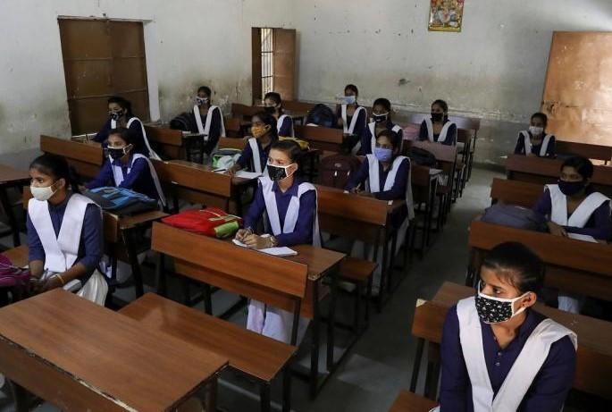 The fifth and eighth scholarship examinations will be postponed | पाचवीसह आठवीची शिष्यवृत्ती परीक्षा पुढे ढकलणार The fifth and eighth scholarship examinations will be postponed | पाचवीसह आठवीची शिष्यवृत्ती परीक्षा पुढे ढकलणार