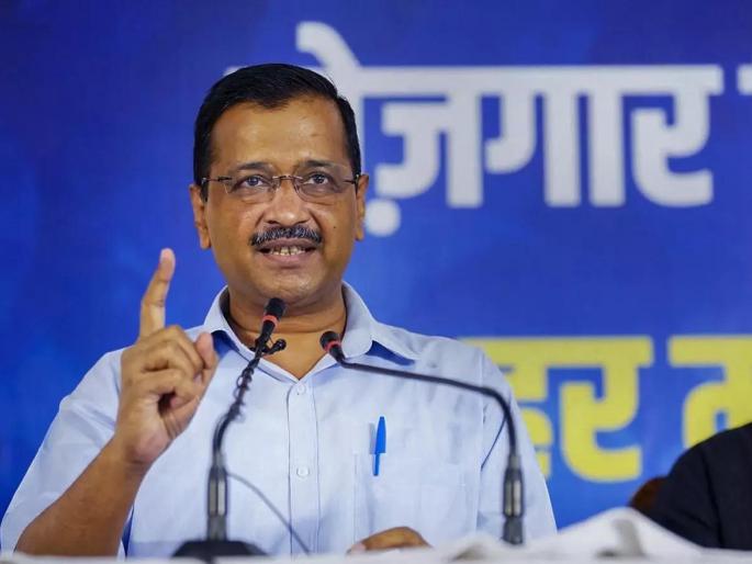 1000 per month for women and 5000 per month for the unemployed, Arvind kejariwal declare in Uttarakhand | 'आप'लं सरकार येताच महिलांना दरमहा 1000, तर बेरोजगारांना 5 हजार' 1000 per month for women and 5000 per month for the unemployed, Arvind kejariwal declare in Uttarakhand | 'आप'लं सरकार येताच महिलांना दरमहा 1000, तर बेरोजगारांना 5 हजार'