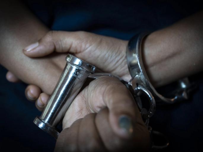 Gang rape and sale of women; Seven people arrested in Miraj | सामूहिक बलात्कार करून महिलेची विक्री; मिरजेतील सात जणांना अटक Gang rape and sale of women; Seven people arrested in Miraj | सामूहिक बलात्कार करून महिलेची विक्री; मिरजेतील सात जणांना अटक