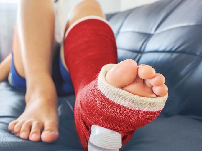 Husband's plan to get 2 crores of insurance, revealed as murder mystery | इन्शुरन्सचे २ कोटी मिळवण्यासाठी पतीचा प्लॅन, अशी उघडकीस आली मर्डर मिस्ट्री Husband's plan to get 2 crores of insurance, revealed as murder mystery | इन्शुरन्सचे २ कोटी मिळवण्यासाठी पतीचा प्लॅन, अशी उघडकीस आली मर्डर मिस्ट्री