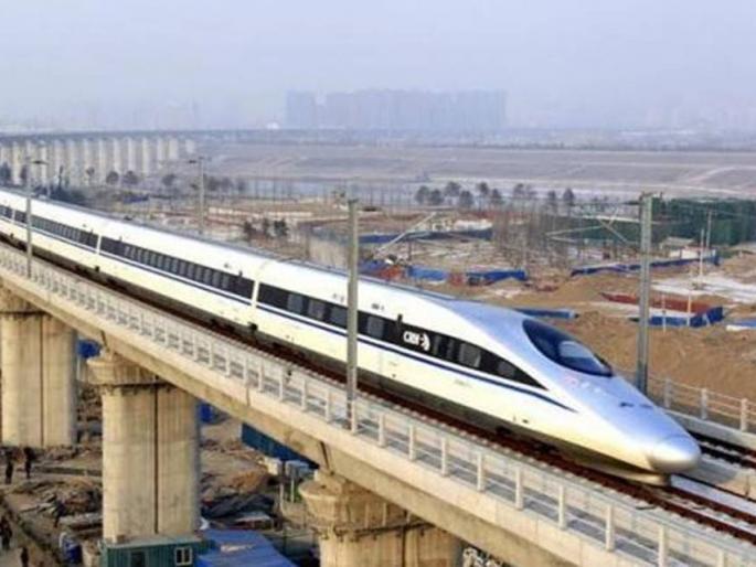 Bullet train will run seven kilometers under the sea, hi-tech stations in Mumbai | मुंबईच्या समुद्राखालून ७ किमी सुसाट धावणार बुलेट ट्रेन, ३ मजली स्टेशन अन् बरंच काही स्पेशल Bullet train will run seven kilometers under the sea, hi-tech stations in Mumbai | मुंबईच्या समुद्राखालून ७ किमी सुसाट धावणार बुलेट ट्रेन, ३ मजली स्टेशन अन् बरंच काही स्पेशल