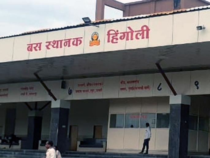 The legacy of the Maratha reservation movement; Order not to let the bus out of the three depots | मराठा आरक्षण आंदोलनाची धग; तिन्ही आगारातून बस बाहेर न सोडण्याचा आदेश The legacy of the Maratha reservation movement; Order not to let the bus out of the three depots | मराठा आरक्षण आंदोलनाची धग; तिन्ही आगारातून बस बाहेर न सोडण्याचा आदेश