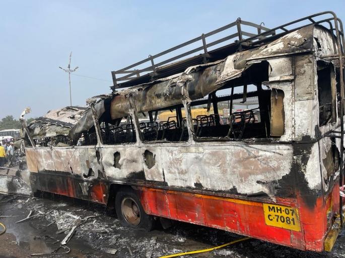 Strange accident in nashik... 43 passengers survived due to luck and locals, bus burnt down | Nashik ST Accident Video: विचित्र दुर्घटना... नशिबाने अन् स्थानिकांमुळेच वाचले ४३ प्रवासी, बस जळून खाक Strange accident in nashik... 43 passengers survived due to luck and locals, bus burnt down | Nashik ST Accident Video: विचित्र दुर्घटना... नशिबाने अन् स्थानिकांमुळेच वाचले ४३ प्रवासी, बस जळून खाक