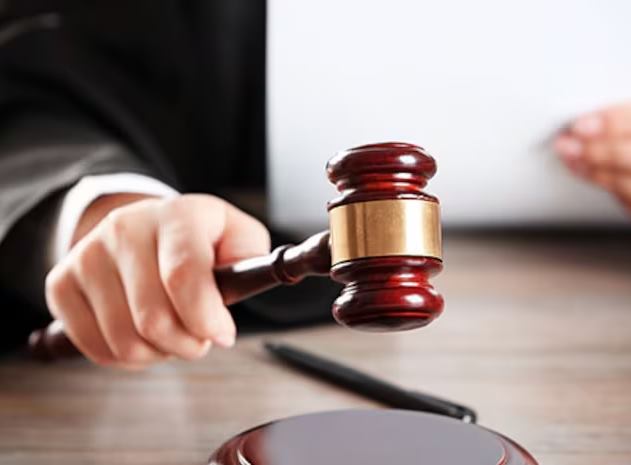 Abuse of a mentally challenged minor girl; Accused sentenced to 20 years | मानसिकदृष्ट्या विकलांग अल्वयीन मुलीवर अत्याचार; आरोपीला २० वर्षांची शिक्षा Abuse of a mentally challenged minor girl; Accused sentenced to 20 years | मानसिकदृष्ट्या विकलांग अल्वयीन मुलीवर अत्याचार; आरोपीला २० वर्षांची शिक्षा