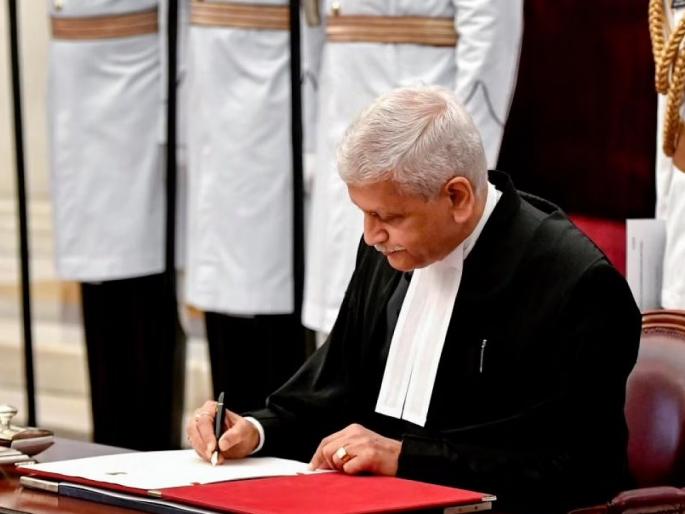 capital punishment; Petition now to the Constitution Bench | फाशीची शिक्षा; याचिका आता घटनापीठाकडे capital punishment; Petition now to the Constitution Bench | फाशीची शिक्षा; याचिका आता घटनापीठाकडे