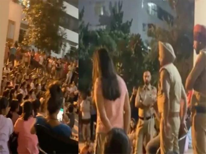 Stealth, nude videos.. Consent first.. Blackmailing later! chandigarh girl hostel issue | चोरटे, नग्न व्हिडिओ.. आधी संमती.. नंतर ब्लॅकमेलिंग! Stealth, nude videos.. Consent first.. Blackmailing later! chandigarh girl hostel issue | चोरटे, नग्न व्हिडिओ.. आधी संमती.. नंतर ब्लॅकमेलिंग!
