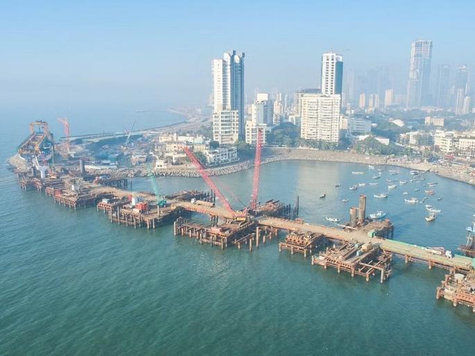 Coastal road will be handsome; Coastal route in view phase | कोस्टल रोड होणार देखणा; सागरी किनारा मार्ग नजरेच्या टप्प्यात Coastal road will be handsome; Coastal route in view phase | कोस्टल रोड होणार देखणा; सागरी किनारा मार्ग नजरेच्या टप्प्यात