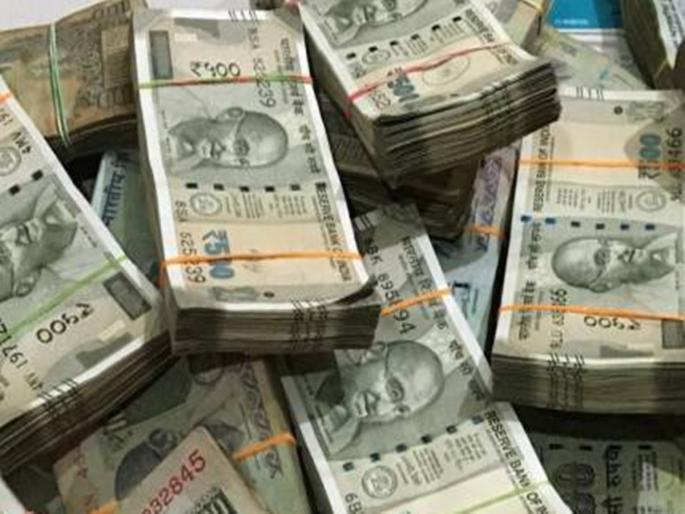 405 crores owed by jewelers to State Bank; CBI action | ज्वेलर्सचा स्टेट बँकेला तब्बल ४०५ कोटींचा गंडा; सीबीआयची कारवाई 405 crores owed by jewelers to State Bank; CBI action | ज्वेलर्सचा स्टेट बँकेला तब्बल ४०५ कोटींचा गंडा; सीबीआयची कारवाई