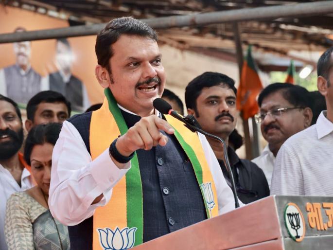 ... So Uddhav Thackeray is talking like a fool, Devendra Fadnavis's counterattack again | ... म्हणून उद्धव ठाकरे बावचळल्यासारखं बोलतायंत, फडणवीसांचा पुन्हा पलटवार ... So Uddhav Thackeray is talking like a fool, Devendra Fadnavis's counterattack again | ... म्हणून उद्धव ठाकरे बावचळल्यासारखं बोलतायंत, फडणवीसांचा पुन्हा पलटवार