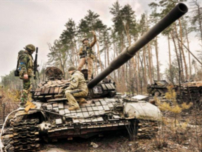 Ukraine's attack on Russia; The oil depot collapsed | रशियावर युक्रेनचा हल्ला; ऑइल डेपो झाला उद्ध्वस्त Ukraine's attack on Russia; The oil depot collapsed | रशियावर युक्रेनचा हल्ला; ऑइल डेपो झाला उद्ध्वस्त