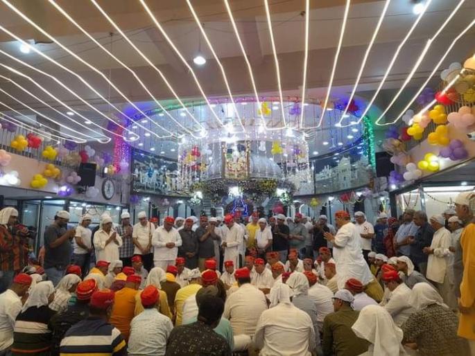 Chalia Utsav begins in Ulhasnagar, a single crowd of Sindhi brothers | उल्हासनगरात चालिया उत्सवाला सुरुवात; सिंधी बांधवाची एकच गर्दी Chalia Utsav begins in Ulhasnagar, a single crowd of Sindhi brothers | उल्हासनगरात चालिया उत्सवाला सुरुवात; सिंधी बांधवाची एकच गर्दी