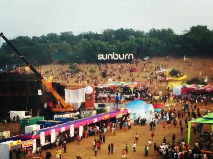 sunburn in kamurli going against the will of sadanand tanavade | सदानंद तानावडेंच्या मनाविरुद्ध जात कामुर्लीत सनबर्न sunburn in kamurli going against the will of sadanand tanavade | सदानंद तानावडेंच्या मनाविरुद्ध जात कामुर्लीत सनबर्न