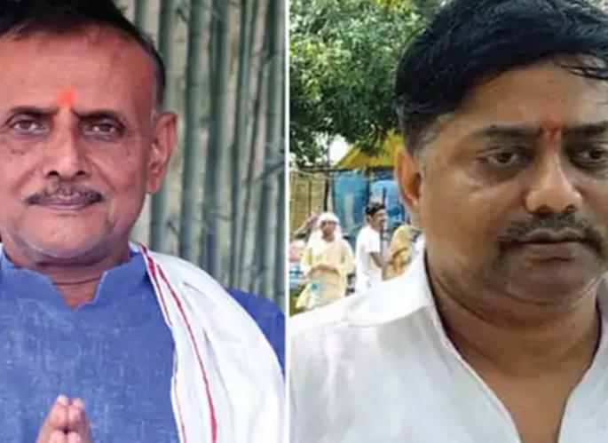 Election : Baap Baap Hota Hai ... After losing a big boy, suresh singh became Sarpanch of the village champaran | Election : बाप बाप होता है... मोठ्या पोराला हरवून वडिल बनले गावचे सरपंच Election : Baap Baap Hota Hai ... After losing a big boy, suresh singh became Sarpanch of the village champaran | Election : बाप बाप होता है... मोठ्या पोराला हरवून वडिल बनले गावचे सरपंच