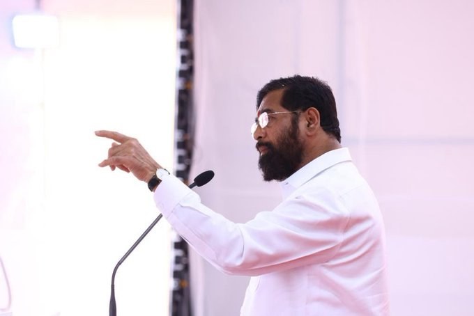 Delhi does not go to Mujra; Chief Minister Eknath Shinde's counterattack | दिल्लीला मुजरा करायला जात नाही; मुख्यमंत्री शिंदेंचा पलटवार Delhi does not go to Mujra; Chief Minister Eknath Shinde's counterattack | दिल्लीला मुजरा करायला जात नाही; मुख्यमंत्री शिंदेंचा पलटवार