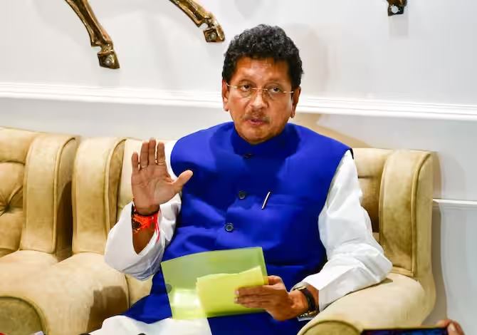 Benefit of Kunbi certificate in teacher recruitment, Says Deepak Kesarkar | शिक्षक भरतीमध्ये होणार कुणबी प्रमाणपत्राचा लाभ Benefit of Kunbi certificate in teacher recruitment, Says Deepak Kesarkar | शिक्षक भरतीमध्ये होणार कुणबी प्रमाणपत्राचा लाभ