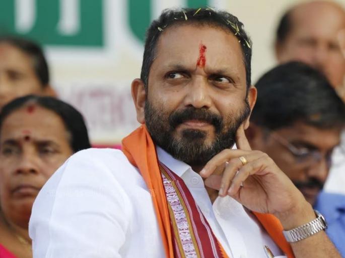 cpm women leader A case of molestation has been filed against the BJP state president k. surendran, the woman leader has filed a complaint with the police | भाजप प्रदेशाध्यक्षांविरुद्ध विनयभंगाचा गुन्हा दाखल, महिला नेत्याची पोलिसांत तक्रार cpm women leader A case of molestation has been filed against the BJP state president k. surendran, the woman leader has filed a complaint with the police | भाजप प्रदेशाध्यक्षांविरुद्ध विनयभंगाचा गुन्हा दाखल, महिला नेत्याची पोलिसांत तक्रार