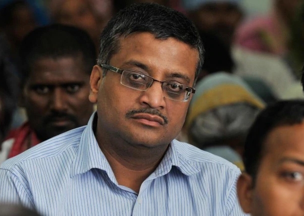 'CBI's annual budget is 800 crores, who has been punished till date?', ashok khemka | 'CBI चं वार्षिक बजेट 800 कोटी, आजपर्यंत कोणा मोठ्याला शिक्षा झाली?' 'CBI's annual budget is 800 crores, who has been punished till date?', ashok khemka | 'CBI चं वार्षिक बजेट 800 कोटी, आजपर्यंत कोणा मोठ्याला शिक्षा झाली?'