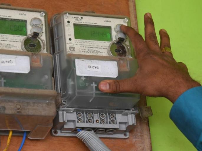 An electricity connection was taken in favor of the deceased on the rented premises | भाड्यानं घेतलेल्या जागेवर मयताच्या नावे वीज कनेक्शन; दोघांविरुद्ध गुन्हा An electricity connection was taken in favor of the deceased on the rented premises | भाड्यानं घेतलेल्या जागेवर मयताच्या नावे वीज कनेक्शन; दोघांविरुद्ध गुन्हा