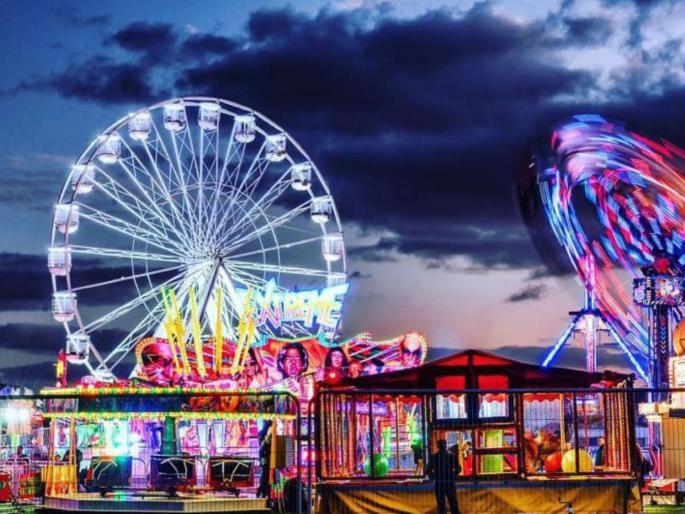 Becoming a 'fun fair' is a matter of concern: High Court | ‘फन फेअर’ बनताहेत चिंतेची बाब : हायकोर्ट Becoming a 'fun fair' is a matter of concern: High Court | ‘फन फेअर’ बनताहेत चिंतेची बाब : हायकोर्ट