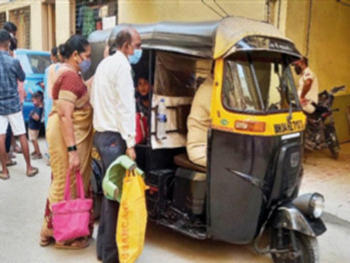 Dreams shattered before entering the house | गृहप्रवेश करण्यापूर्वीच झाला स्वप्नांचा चुराडा, गावाहून येताच पाहिला उध्वस्त घराचा मलबा