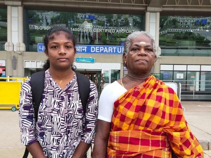 Grandma's hard work, ticket collector Revati viramani gets Tokyo Olympics ticket Mixed riley | Tokyo Olympics 2020 : आजीच्या कष्टाचं झालं चीज, तिकीट कलेक्टर रेवथीला टोकियो ऑलिंपिकचं तिकीट Grandma's hard work, ticket collector Revati viramani gets Tokyo Olympics ticket Mixed riley | Tokyo Olympics 2020 : आजीच्या कष्टाचं झालं चीज, तिकीट कलेक्टर रेवथीला टोकियो ऑलिंपिकचं तिकीट