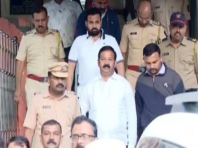 The Chief Minister is trying to create a state of criminals; come Gaikwad's serious allegations | मुख्यमंत्री गुन्हेगारांचे राज्य घडवण्याचा प्रयत्न करत आहेत; आ. गायकवाड यांचे गंभीर आरोप The Chief Minister is trying to create a state of criminals; come Gaikwad's serious allegations | मुख्यमंत्री गुन्हेगारांचे राज्य घडवण्याचा प्रयत्न करत आहेत; आ. गायकवाड यांचे गंभीर आरोप