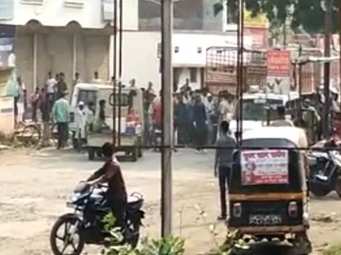 Search of Hadi's House; Laptops, documents seized | अब्दुल हादीच्या घराची झडती; लॅपटॉप, कागदपत्रे जप्त Search of Hadi's House; Laptops, documents seized | अब्दुल हादीच्या घराची झडती; लॅपटॉप, कागदपत्रे जप्त