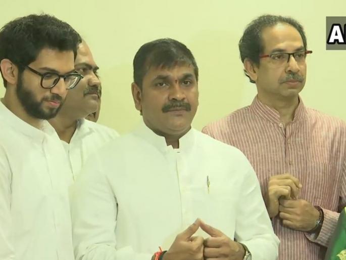 NTPC's Committee for Mill Workers, chaired by Sachin Aher | लॉकडाऊनपासून गिरण्या बंद, 30 हजार कामगारांवर उपासमारीची वेळ NTPC's Committee for Mill Workers, chaired by Sachin Aher | लॉकडाऊनपासून गिरण्या बंद, 30 हजार कामगारांवर उपासमारीची वेळ