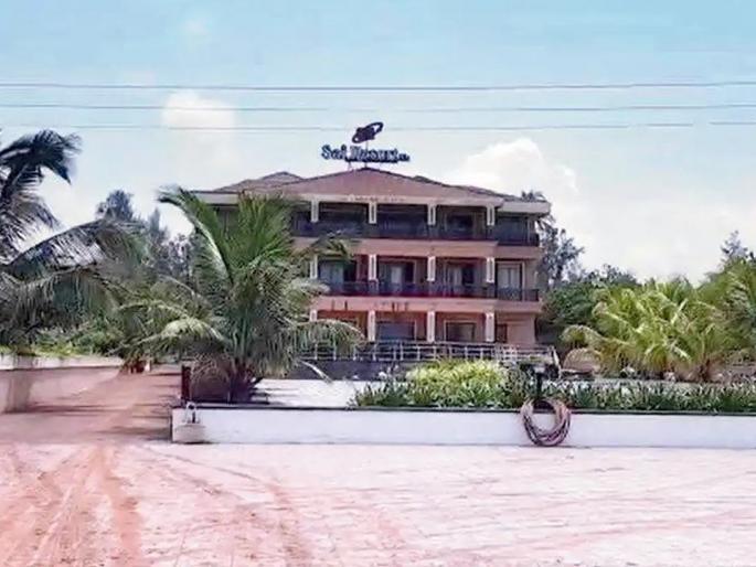 sadanand kadam apologized to the court guaranteed to demolish that structure of sai resort dapoli | सदानंद कदम यांनी कोर्टाची मागितली माफी; साई रिसॉर्टचे 'ते' बांधकाम पाडण्याची हमी sadanand kadam apologized to the court guaranteed to demolish that structure of sai resort dapoli | सदानंद कदम यांनी कोर्टाची मागितली माफी; साई रिसॉर्टचे 'ते' बांधकाम पाडण्याची हमी